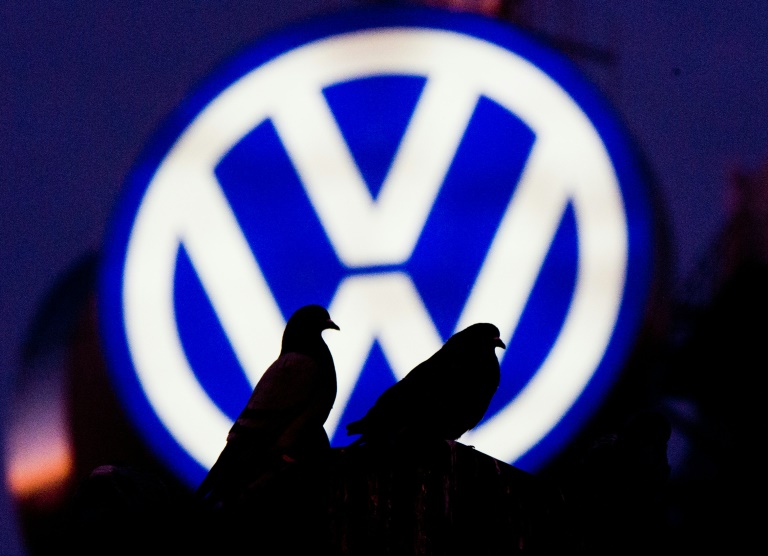 VW scandal prompts Germany to toughen approval rules 