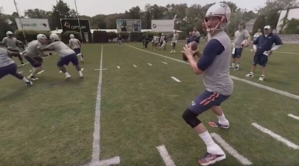 Experience a NFL Practice Match with Google Cardboard