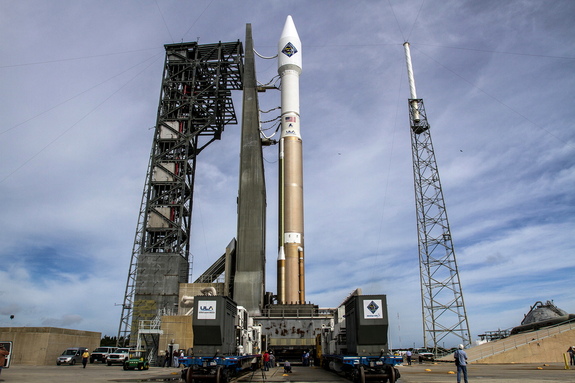 OA-4 Atlas V Roll-Out