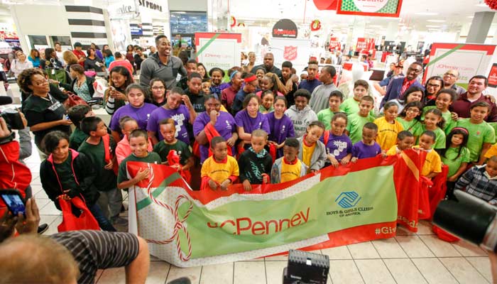 Dwight Howard teamed up with JCPenny to support the Salvation Army and Boys & Girls Club on Dec. 1 2015. Get involved with Charities for Christmas