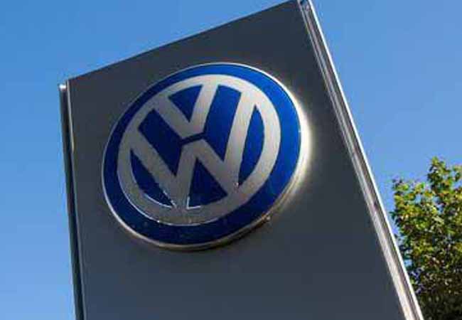 Volkswagen confirms cheating software effects Europe too