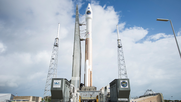 The United Launch Alliance Atlas V rocket with NASA's Magnetospheric Multiscale spacecraft onboard rolls out of the Cape Canaveral Air Force Station Space Launch Complex 41 Vertical Integration Facility and to the launch pad. (Source Aubrey G