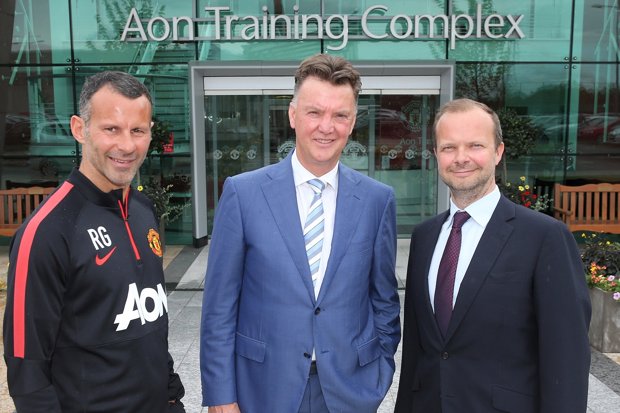 Woodward tries to play a central role with Van Gaal centre signings and contracts
John Peters  Getty Images