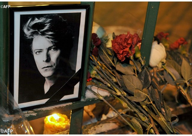 A portrait of David Bowie during a memorial event for the British singer at the consulate of Great Britain in St Petersburg.- AFP