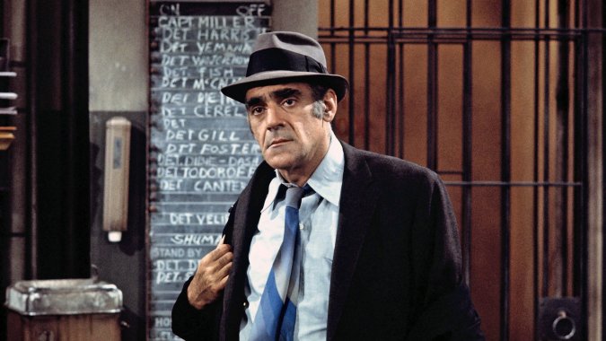 Abe Vigoda as Det. Fish on'Barney Miller