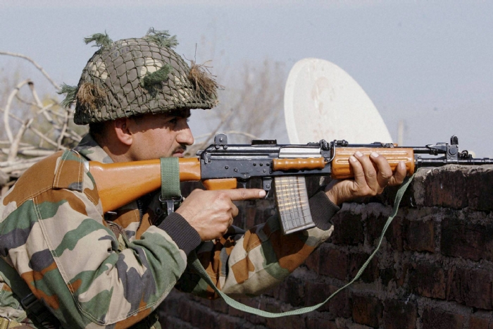 An army jawan during an encounter between the security forces and terrorists at the Indian Air Force base in Pathankot