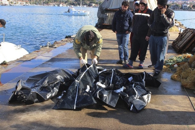 Forty-five refugees die as boats sink off Greece