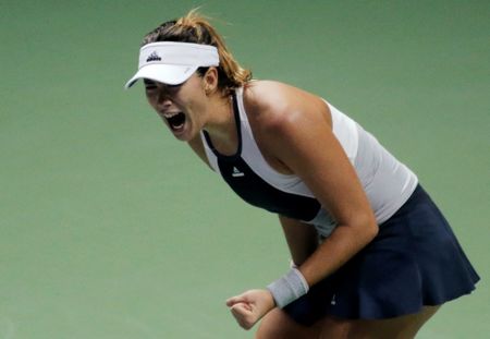 Muguruza tempers expectations hopes not to choke in 2016