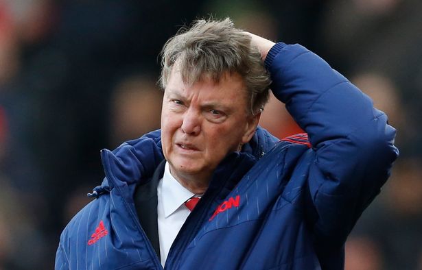 Van Gaal considering his future as Manchester United manager