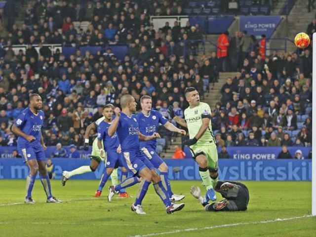 Despite the likes of David Silva Sergio Aguero Raheem Sterling and Kevin de Bruyne in the side City failed to win against Leicester and go second in the league