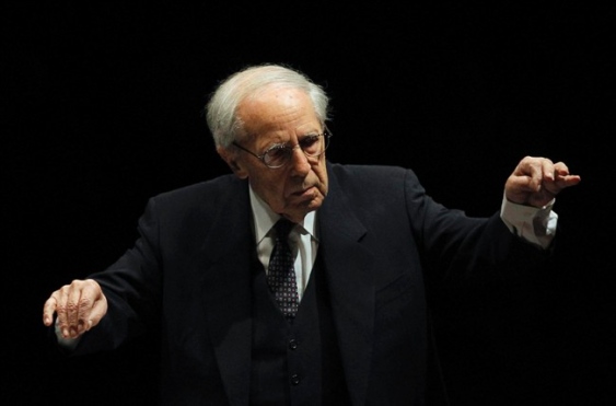 Pierre Boulez, classical music's maverick, dies aged 90