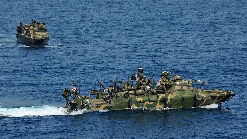 US says navy boats ‘misnavigated’ into Iranian waters