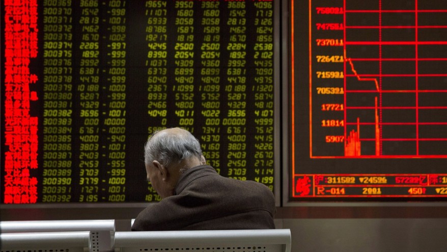 FTSE dips below 6000 as China fears wipe £36bn off market - LIVE