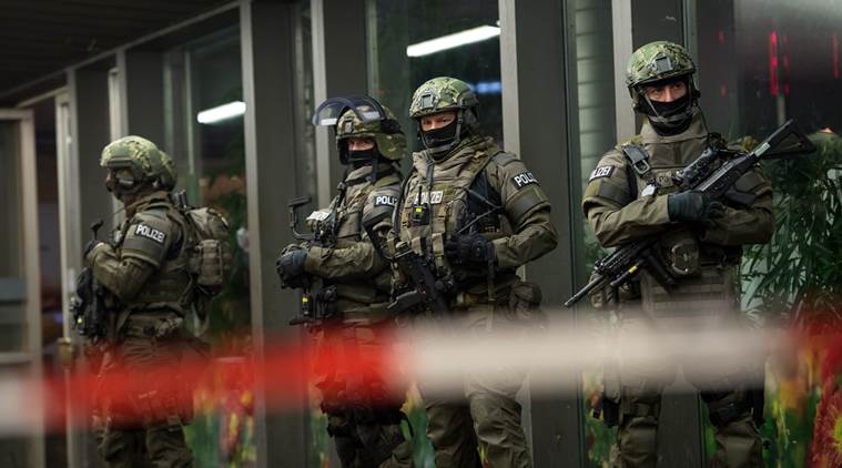 IS attacks Islamic State new year threat new year in germany terror threat to Germany suicide bomb Germany terror threat, germany trains shut, munich trains shut on new year germany news new year news world news