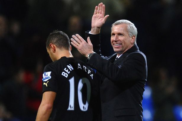 Alan Pardew of Newcastle United congratulates Hatem Ben Arfa