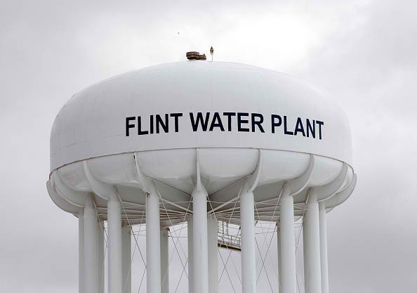 Cher Sends Bottled Water To Flint, Michigan