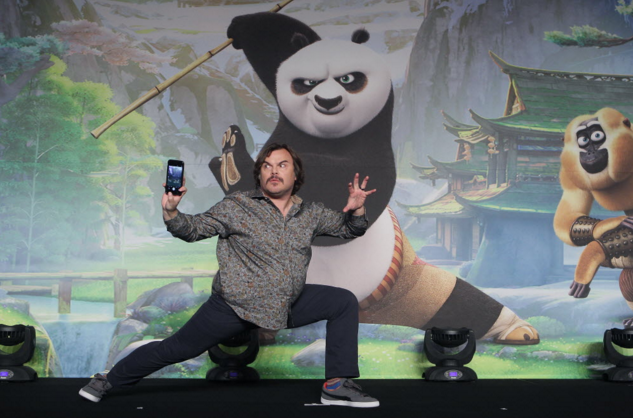 Jack Black takes a selfie with his animated Po character from'Kung Fu Panda 3. |Chung Sung-Jun  Getty Images