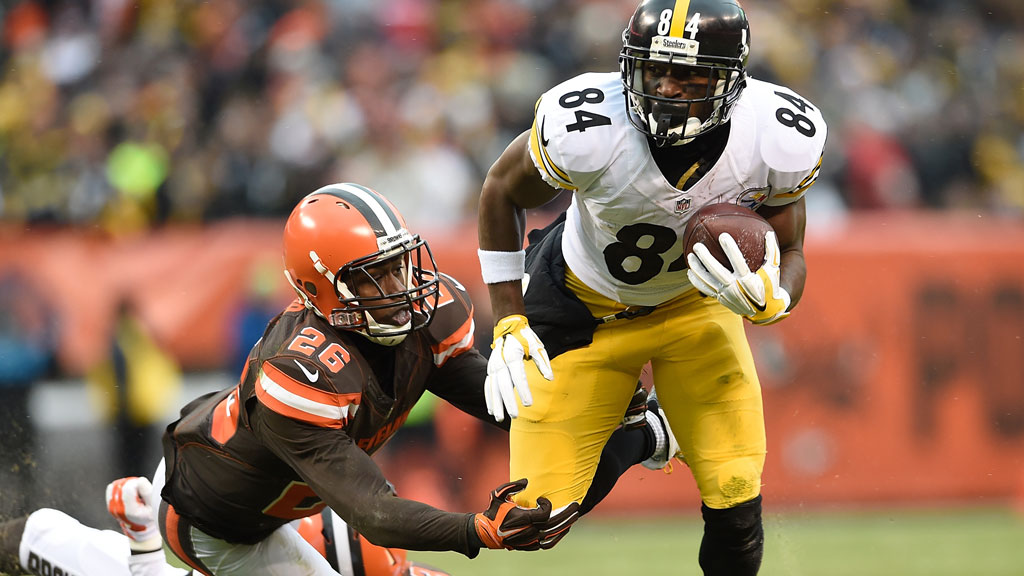 Steelers RB DeAngelo Williams carted off with leg injury