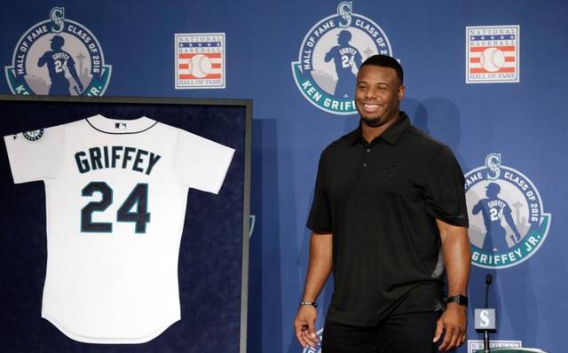 Remembering the day that Ken Griffey Jr. and Mike Piazza could have became teammates