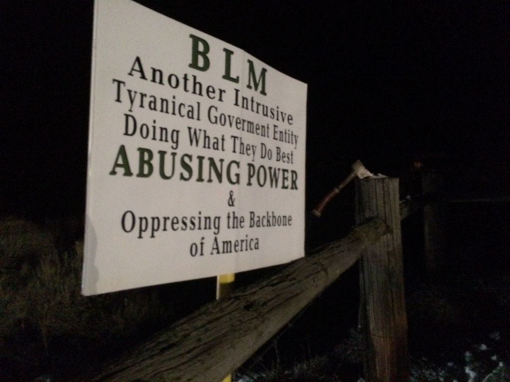 Armed anti-government protesters have taken over a building in a federal wildlife refuge in Oregon accusing officials of unfairly punishing ranchers who refused to sell their land