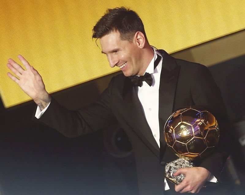 FC Barcelona's Lionel Messi of Argentina poses with the FIFA Ballon d'Or 2015 for the world player of the year during an awards ceremony in Zurich Switzerland. – Reuters pic