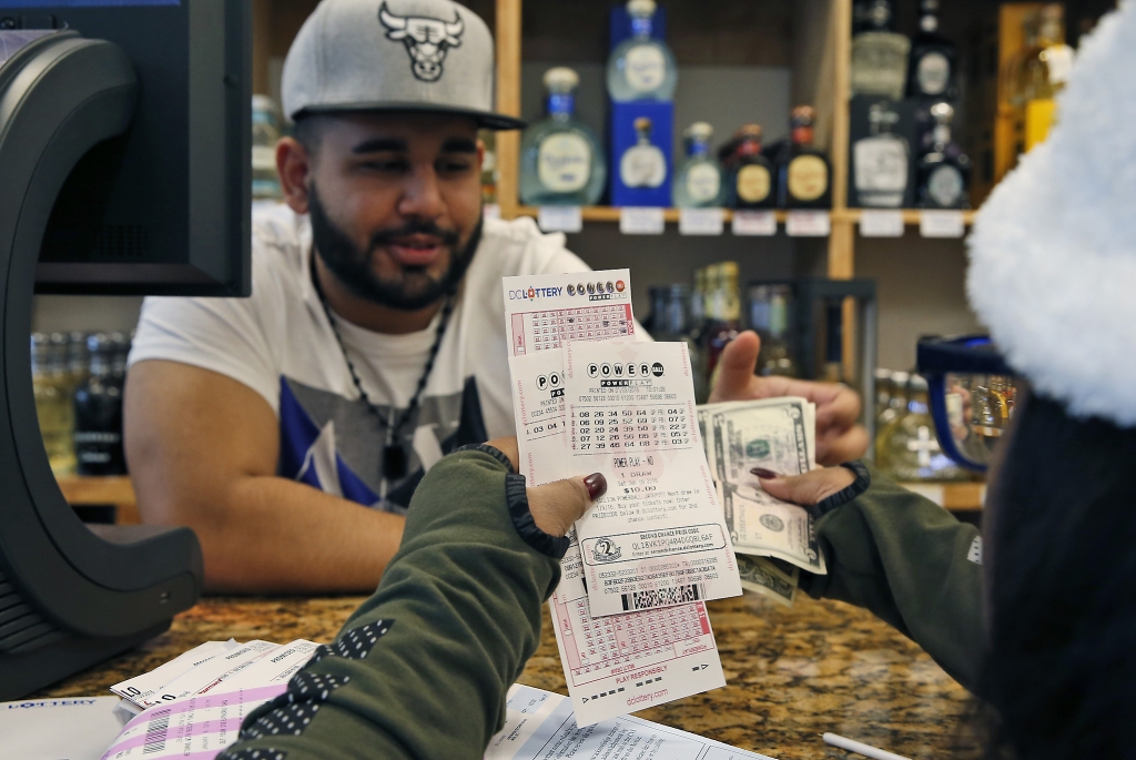 No Powerball winner, jackpot rises to estimated $1.3 billion