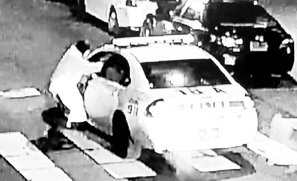 The harrowing screen grab of Thursday´s attempted killing of Officer Jesse Hartnett allegedly pulled off by Edward Archer Will there be more