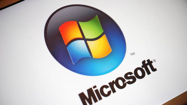 Microsoft reported a revenue rise of 2.7 billion US dollars on the same period in 2014