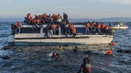 Dozens of refugees missing in deadly sinkings off Greek islands