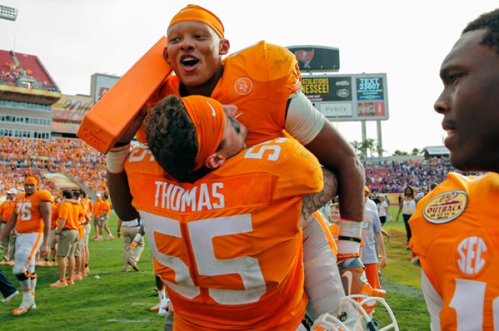 Tennessee Volunteers Run Over Northwestern Wildcats In Outback Bowl