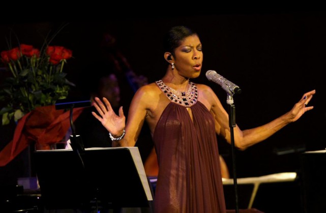 Natalie Cole had many ties to Chicago, on and off the stage