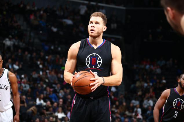 Blake Griffin is expected to be sidelined for 'weeks&#39 after punching a member of Clippers staff