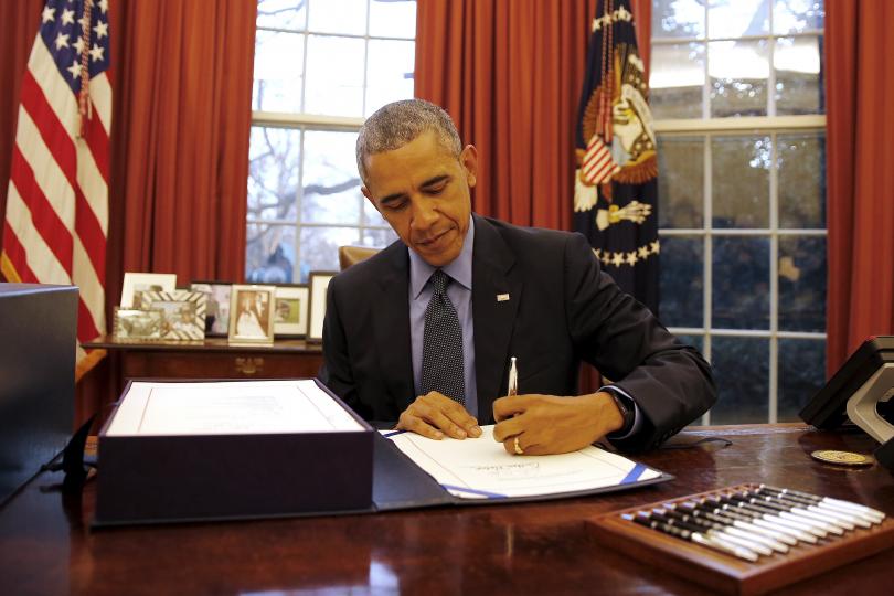 Obama says meeting with attorney general set for Monday to review potential action on guns