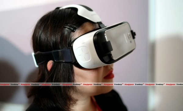 Virtual reality headsets