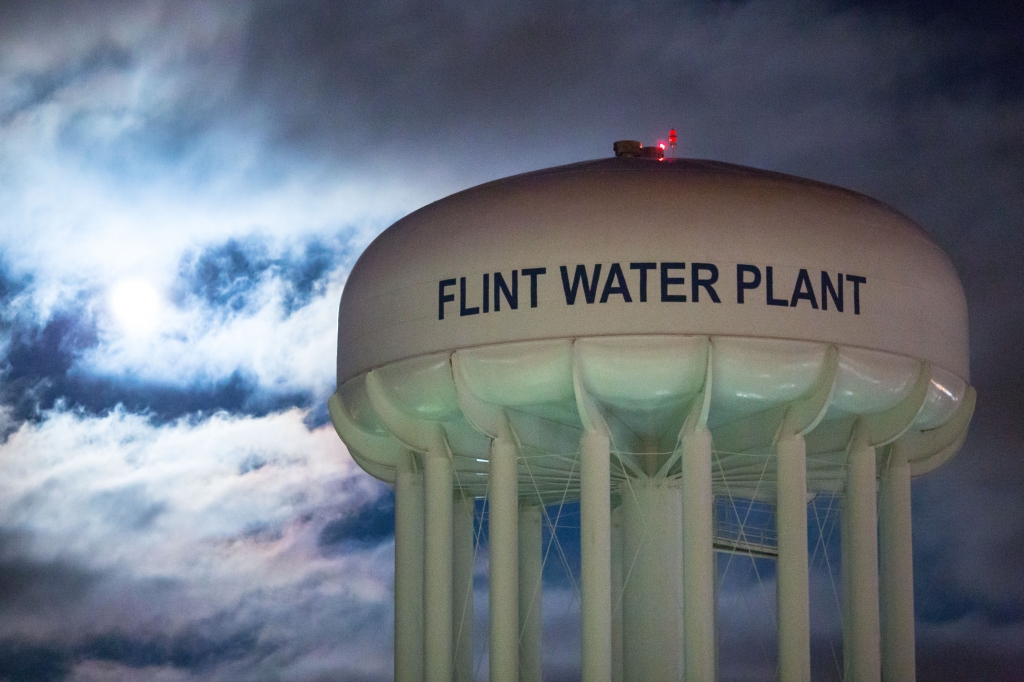 Judge Greg Mathis Will Provide Legal Advice To Flint Residents During Special Forum