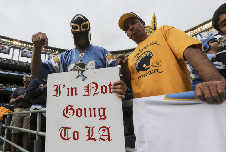 Lytle Fans at what could've been the last-ever Chargers game at Qualcomm Stadium