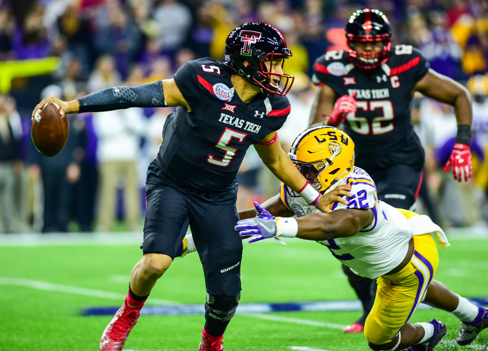 LSU Tigers linebacker Kendell Beckwith sacks Texas Tech Red Raider quarterback Patrick Mahomes during the 2015 Advocare Texas Bowl featuring the LSU Tigers vs Texas Tech Red Raiders at NRG Stadium Houston Texas