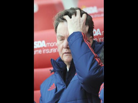 United fans are the best, says under-fire Van Gaal