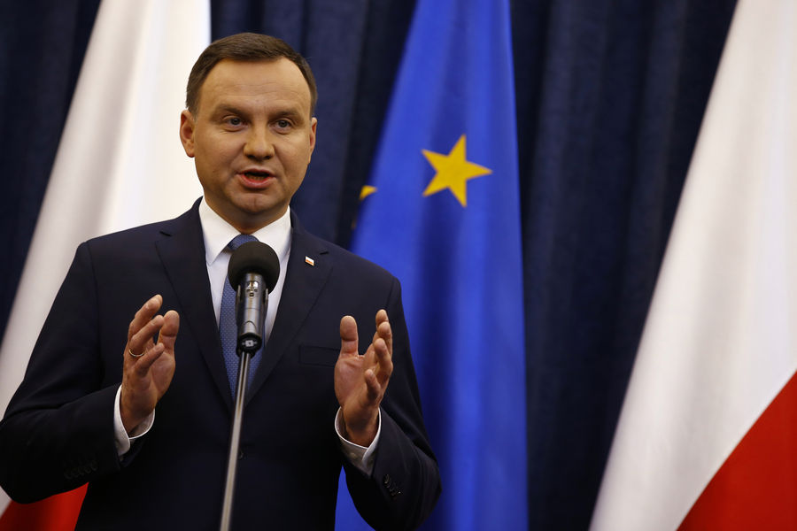 Poland's new government takes aim at democracy — Noah Feldman