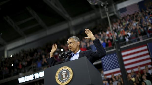 President Obama delivers remarks at University of Nebraska Omaha arena in Omaha Nebraska