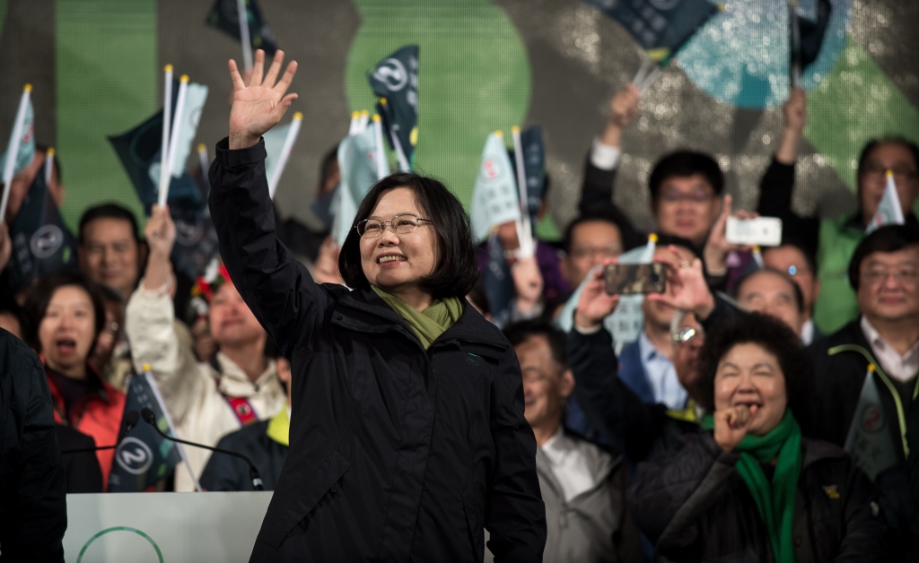 Taiwan goes to polls in historic presidential vote