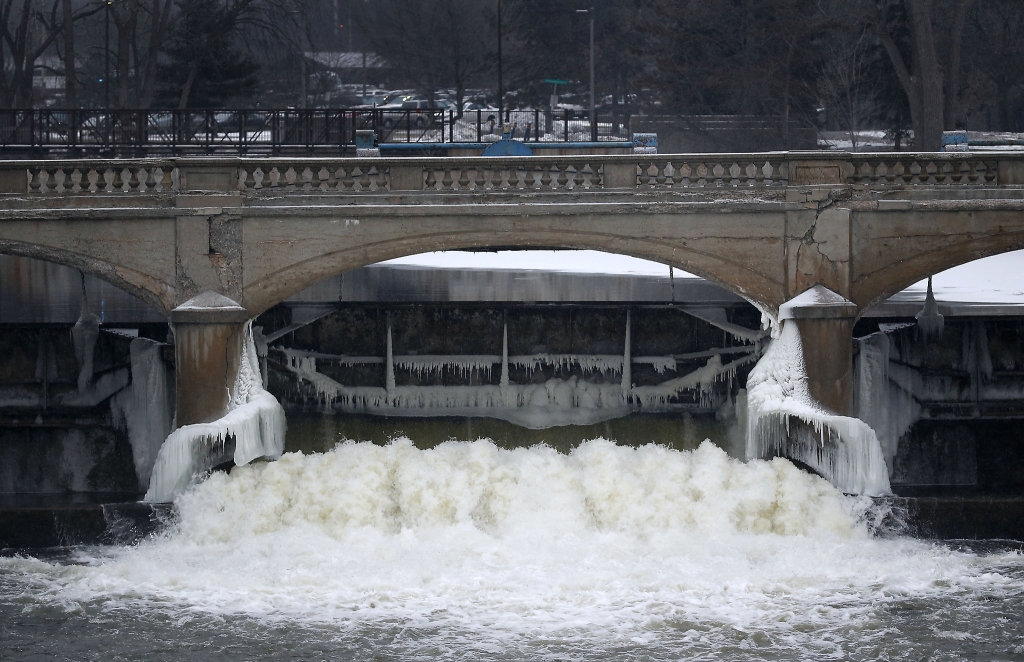 Michigan questions some US demands regarding Flint water