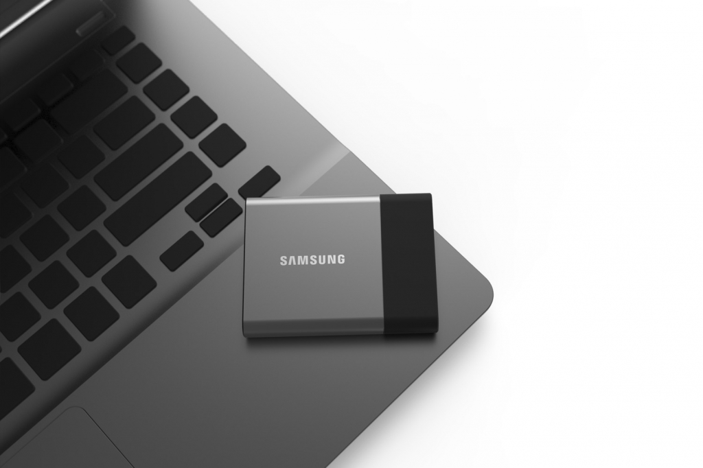 Samsung's Adorably Tiny SSD Now Wraps 2TB in a Tougher Metal Housing