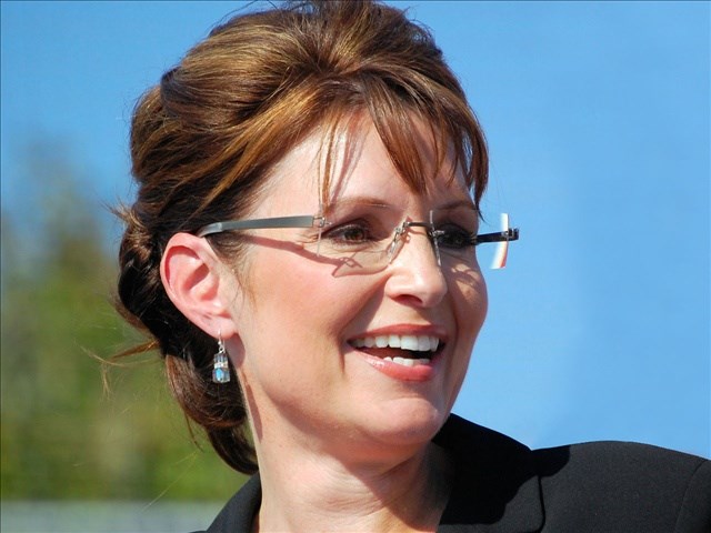 AMES Iowa- Republican presidential front-runner Donald Trump received a key endorsement Tuesday from conservative heavyweight Sarah Palin giving the billionaire businessman a potential boost with some voters less than two weeks before voting begins