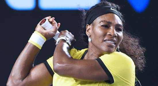 Serena Williams and Roger Federer move on to Australian Open semifinals