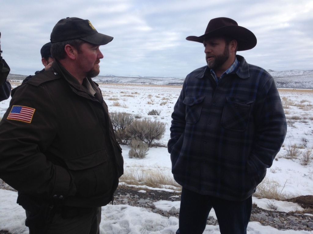 Militia Leader Ammon Bundy Met With a Local Sheriff to Discuss Ending the Oregon Standoff