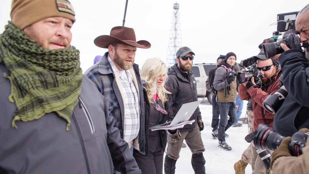 Armed group leaves occupation at Bundy's request