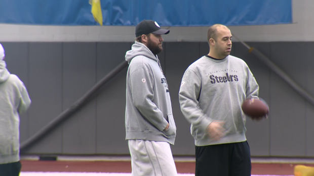 Steelers quarterback Ben Roethlisberger at practice before AFC Divisional Playoff