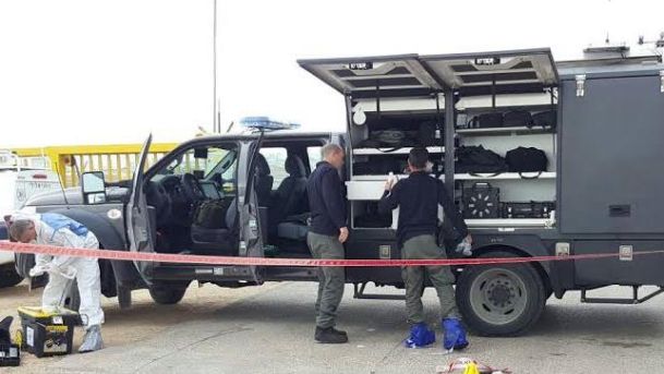 The scene of the attempted stabbing attack outside the West Bank settlement of Anatot Jan. 23 2016