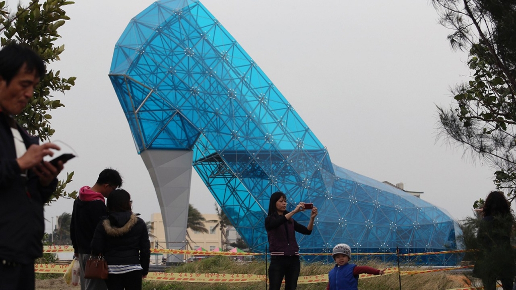 This Church Is Shaped Like A High Heel To Attract More Female Worshippers